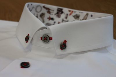 国産・ピンポイントオックス ミニボタンダウン 裏替え・サーカス柄 ホール&つけ糸・レッド 黒蝶貝ボタン 国産・ピンポイントオックス ミニボタンダウン 裏替え・サーカス柄 ホール&つけ糸・レッド 黒蝶貝ボタン
